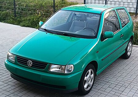 VW Polo Volkswagen 1.3 Basis