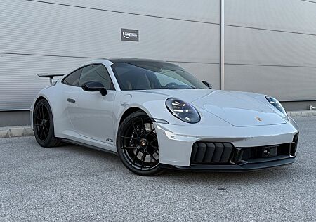Porsche 992 .2 4 GTS, Pano,Lift,Alcant,Carbon,ACC,Matrix