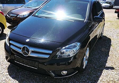 Mercedes-Benz B 220 B -Klasse 4Matic