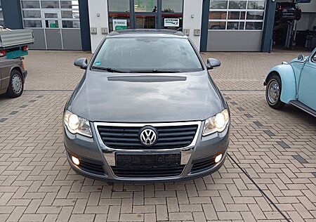 VW Passat Volkswagen Lim. ,SZH,AHK, SERV/TÜV NEU