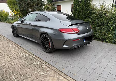 Mercedes-Benz C 63 AMG gebraucht kaufen Mercedes-Benz C 63 AMG Mercedes-AMG C 63 S Coupe