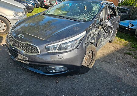 Kia Cee'd / Ceed