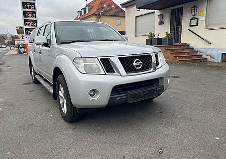 Nissan Navara Pickup Double Cab SE 4X4 Allrad/Klima/SHZ