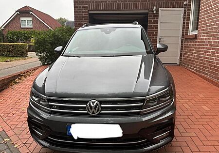 VW Tiguan Volkswagen 2.0 TSI 162kW DSG 4MOTION R-Line