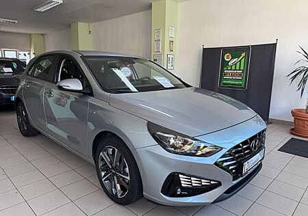 Hyundai i30 Trend Mild-Hybrid, viele Extras!