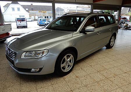 Volvo V70 T4 Linje Classic Navi , Standheizung , AHK
