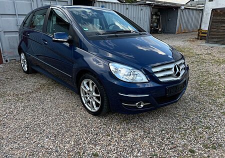 Mercedes-Benz B 200 Turbo.Pano.Leder.Xenon.SHZ.AHK.
