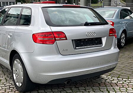 Audi A3 Sportback 1.6 Original 52tkm 1.Hand TÜV NEU