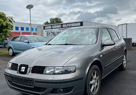 Seat Leon 1,6 16V SPORT // Klimaautomatik // ZV