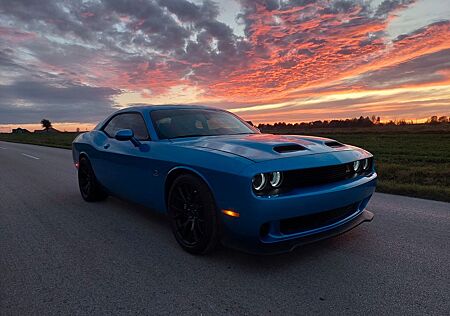 Dodge Challenger Scatpack6.4L Hemi exhaust cold intake