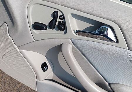 Mercedes-Benz CLC 220 CDI -