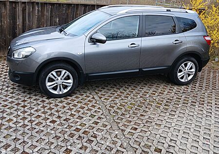 Nissan Qashqai+2 Qashqai+2 1.6 dCi DPF Tekna 7 Sitzplätze
