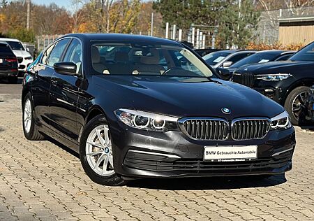 BMW 540i G30 Aut. Navi Leder LED ! Nur 36.000km !