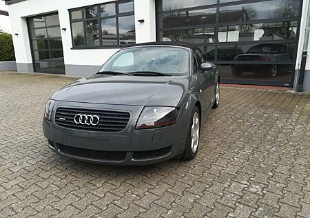 Audi TT Roadster 1.8T quattro 165 kW -