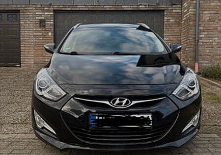 Hyundai i40 cw 1.7 CRDi Style 100kW Automatik Style