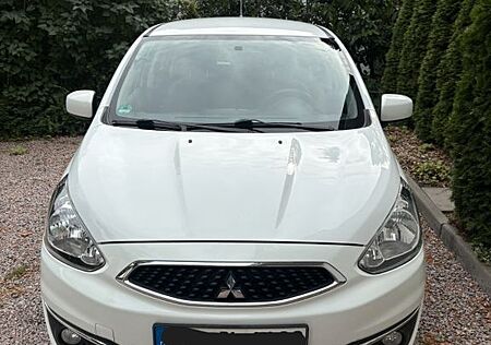 Mitsubishi Space Star 1.0 - 8-fach bereift - Apple CarPlay