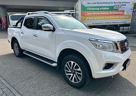 Nissan Navara Leder Luftfederung viel Zubehör