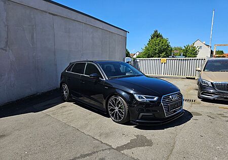 Audi A3 e-tron S-Line Sport Plus* Panorama*Matrix