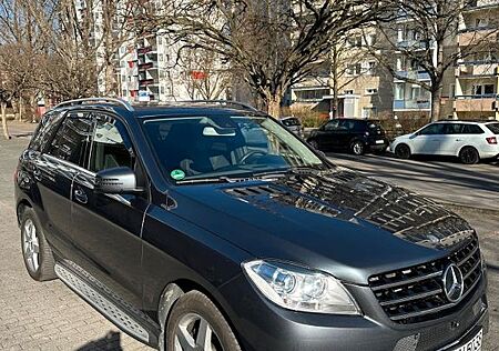Mercedes-Benz ML 350 BlueTEC 4MATIC -
