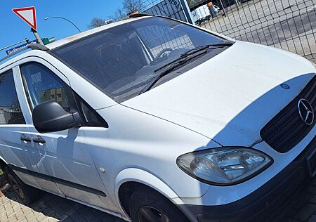 Mercedes-Benz Vito AUTOMATIK KLIMA SEHR SAUBER SV ALU-FELGEN