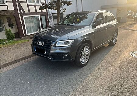 Audi Q5 3.0 TDI S tronic quattro -3.0 TDI