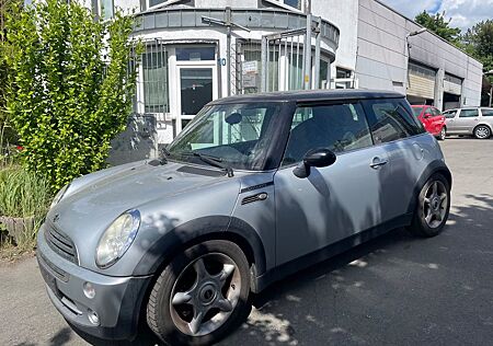 Mini Cooper Checkmate