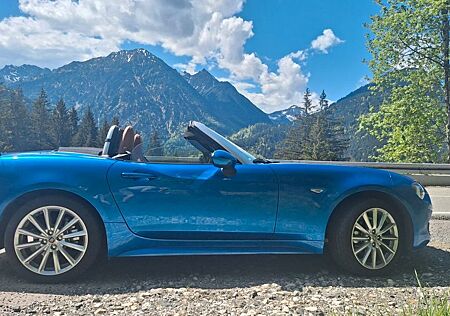 Fiat 124 Spider 1.4 Turbo Lusso Leder SzHz Kamera