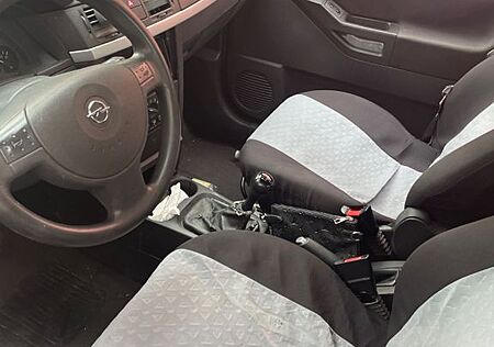 Opel Meriva 1.6 -