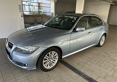 BMW 325i Lim. Automatik*108.000km*SH*Xenon