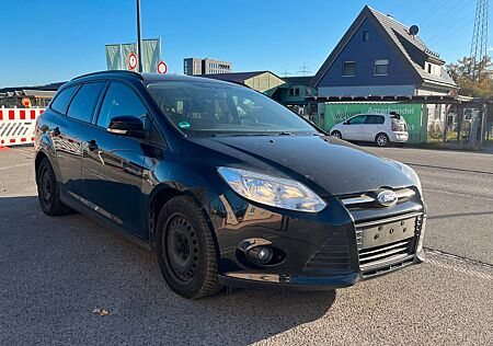 Ford Focus Turnier*Klima*PDC*Euro 5*