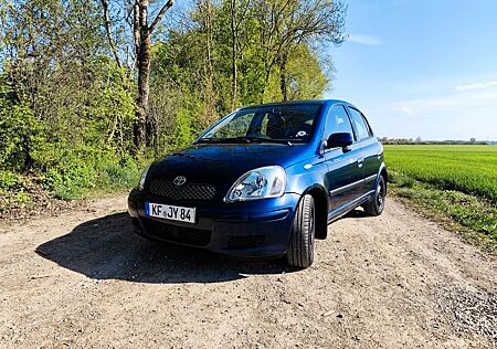 Toyota Yaris 1.0 -