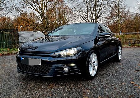 VW Scirocco Volkswagen 2.0 TSI -