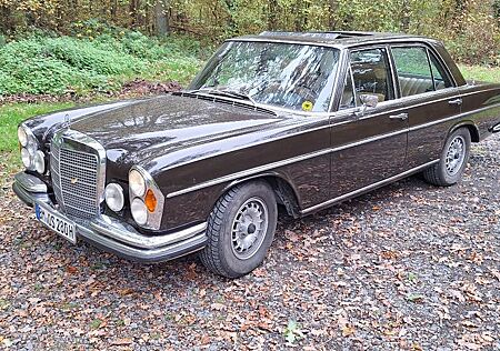 Mercedes-Benz 280
