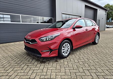 Kia Cee'd Ceed Vision 1.5 T-GDi 140PS Automatik Klimaauto