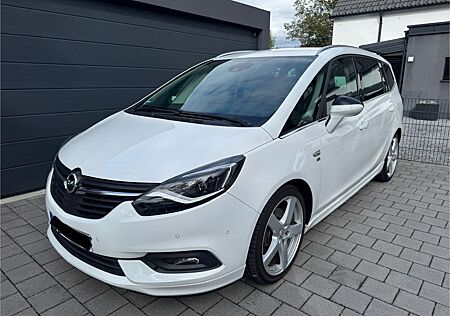 Opel Zafira Tourer 2.0 CDTI OPC LED Kamera 19 Zoll