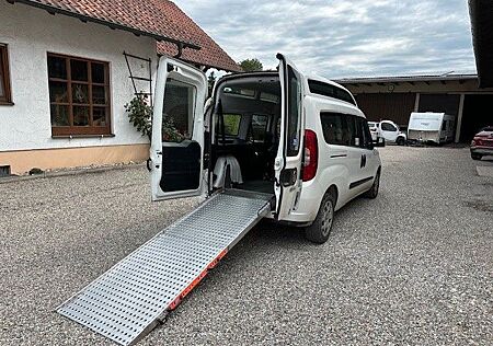 Fiat Doblo SX Maxi XL Kombi Behindertengerecht