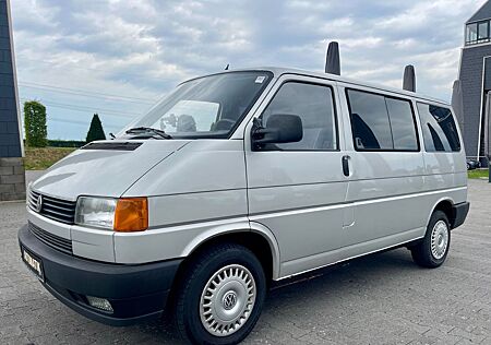VW T4 Multivan Volkswagen T4 Campingausbau, 2,5 Automatik Oldtimer 3. Hand