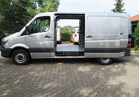 Mercedes-Benz Sprinter 314 CDI Kastenwagen Klima AHK TÜV 02/25