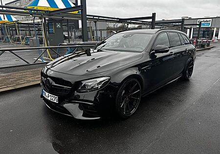 Mercedes-Benz E 63 AMG E63 AMG 4S