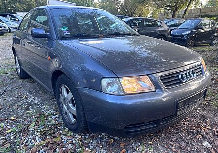 Audi A3 1.8 Ambiente