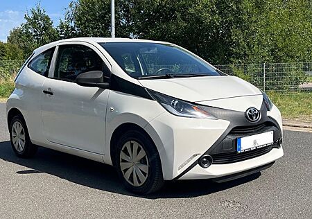 Toyota Aygo (X) Aygo *HU/AU 08/27* *Reifen neu* *Batterie neu*