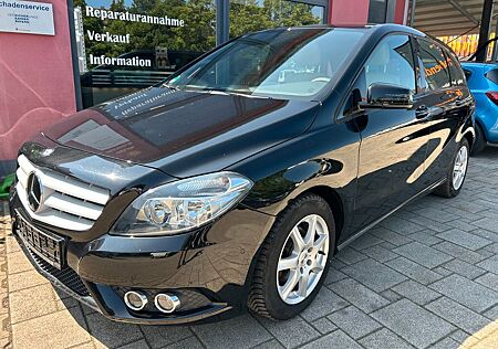Mercedes-Benz B 180 Automatik DCT Parktonic SHZ Alu AHK