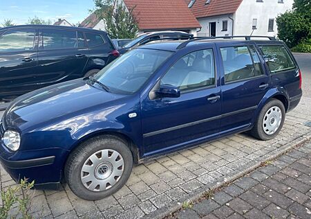 VW Golf Volkswagen 1.6 FSI Comfortline Variant Comfortline