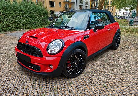 Mini John Cooper Works Cabrio R57 Scheckheft gepflegt