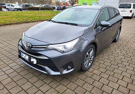 Toyota Avensis 1,8-l-Valvem. Edition-S T. Sports Ed...