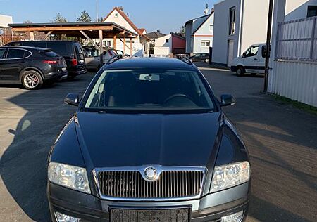 Skoda Octavia Combi 1.6 FSI Elegance Elegance