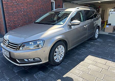 VW Passat Volkswagen 2.0 TDI Comfortline BlueMotion Tech C...