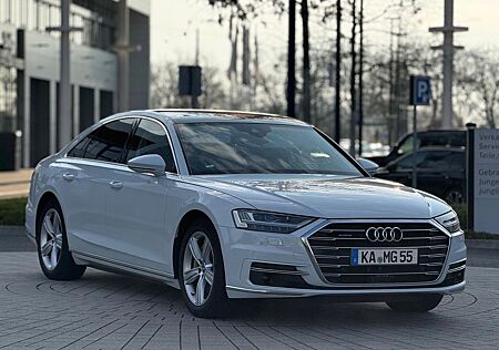 Audi A8 55 TFSI quattro tiptronic -