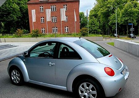 VW Beetle Volkswagen 2.0 L