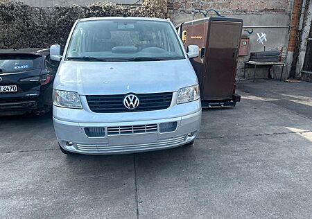 VW T5 Shuttle Volkswagen T5 2.5TDI 7-sitzer